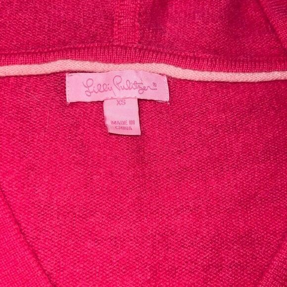 Lilly Pulitzer Sawyer Hooded Cashmere Hooded Sweater Bright Pink sz XS READ - Picture 4 of 11
